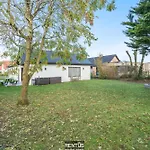 Zee En - With Garden And Parking