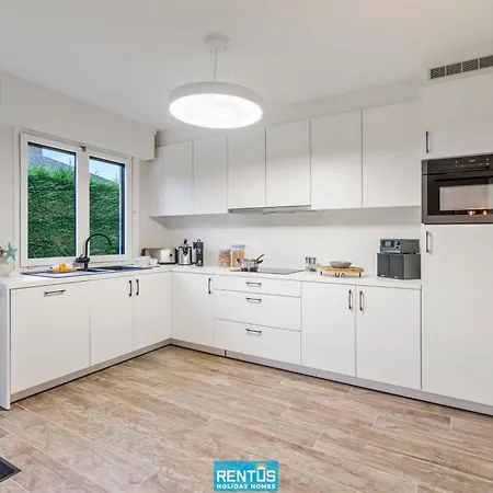 Дом отдыха Zee En - With Garden And Parking Миделкерк