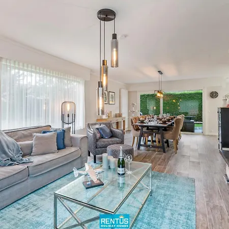 Zee En - With Garden And Parking Дом отдыха