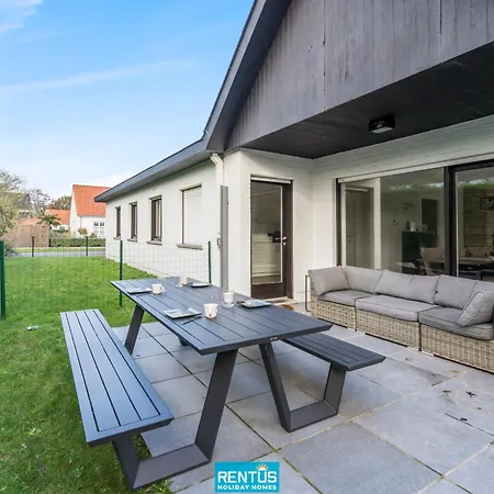 別荘 Zee En - With Garden And Parking