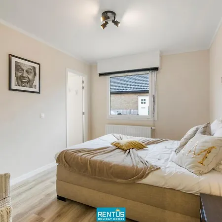 別荘 Zee En - With Garden And Parking